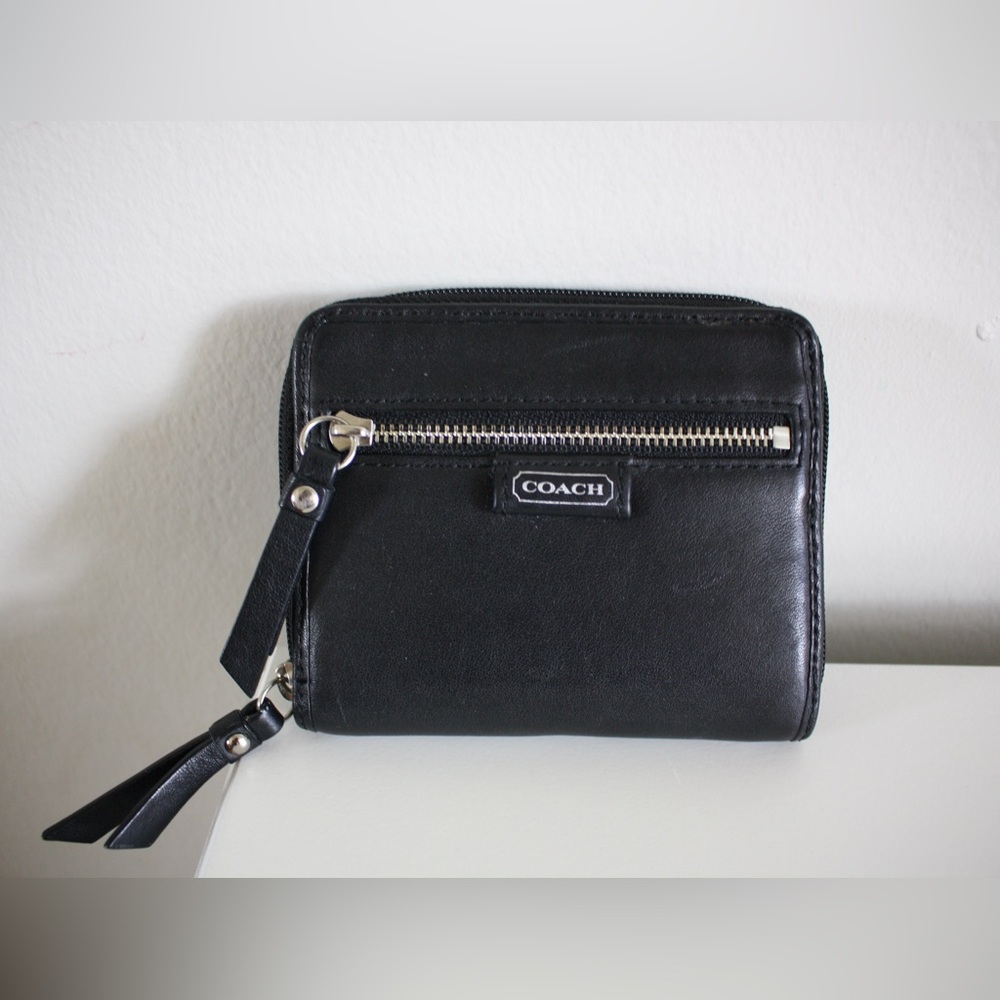 Coach Black Leather Zip Wallet
